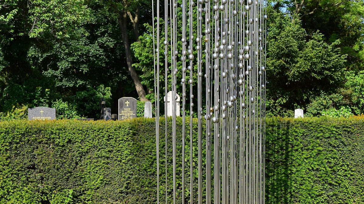 Hedy Lamarr, the 1940s Hollywood Actress, Co-Invented the Frequency-Hopping Technology Behind Wi-Fi and GPS