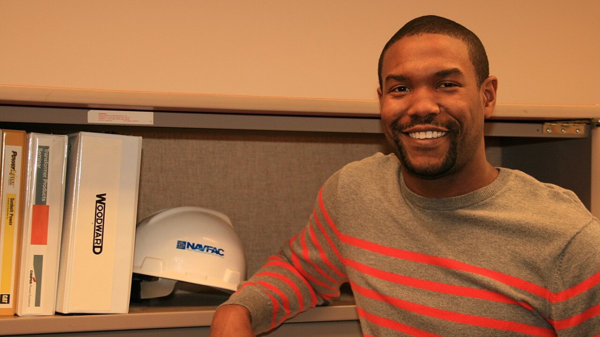 Engineers Achieved Internet Speeds of 22 Petabits Per Second on a Single Fiber